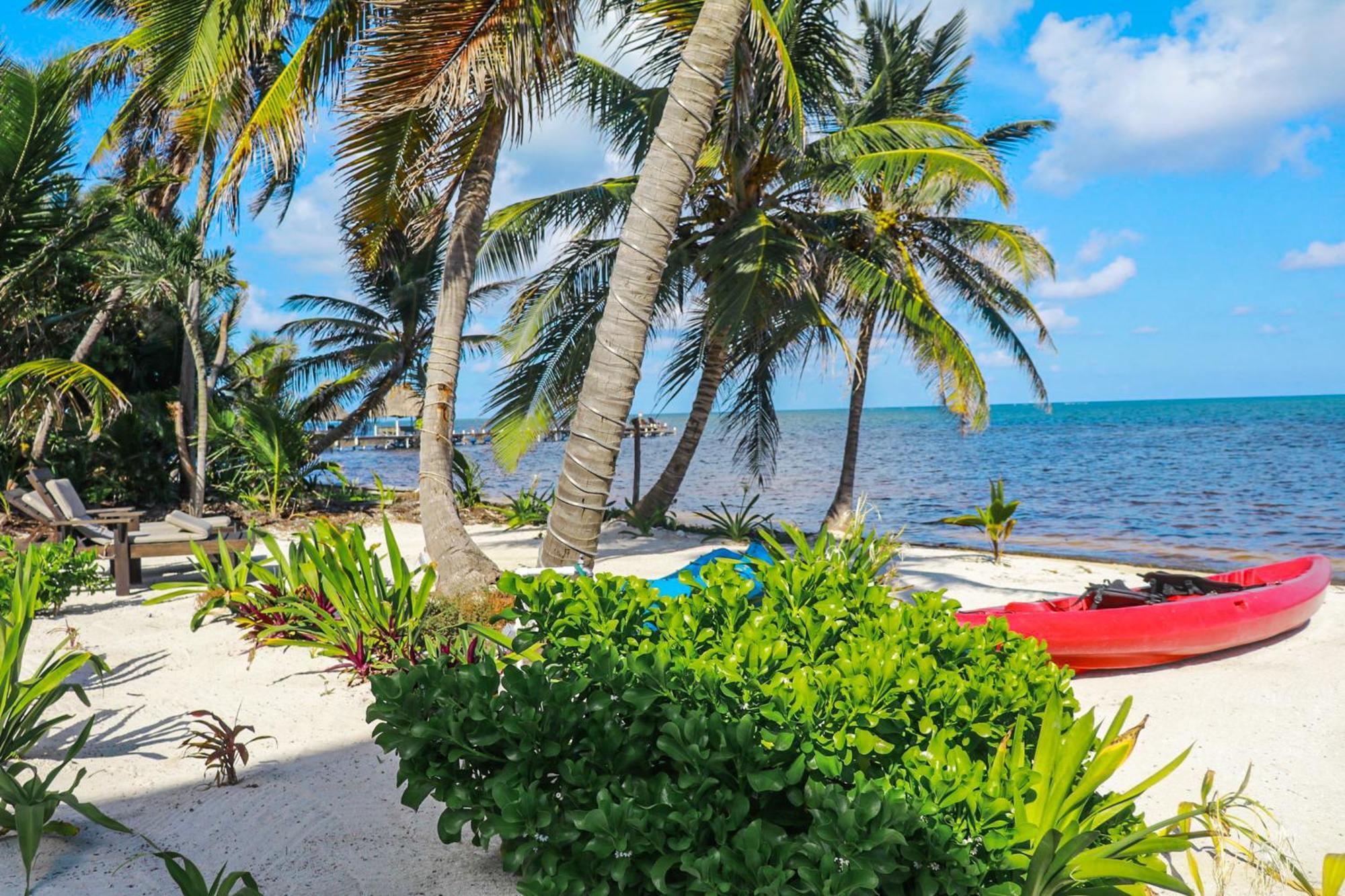 Blue Water Beach Villas San Pedro  Quarto foto