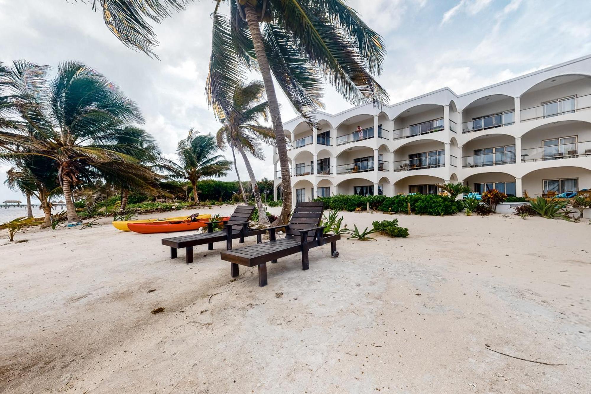 Blue Water Beach Villas San Pedro  Quarto foto