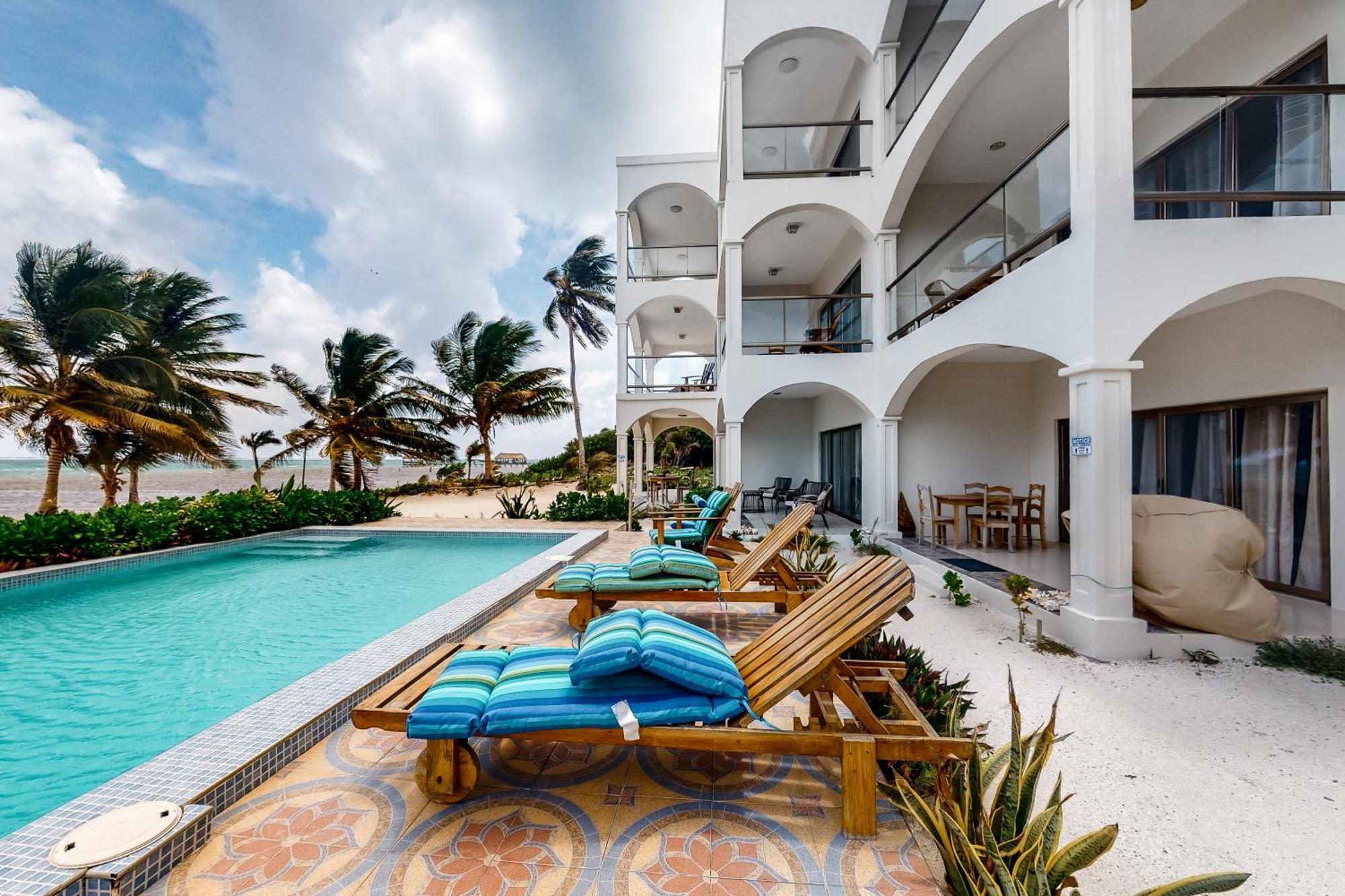 Blue Water Beach Villas San Pedro  Quarto foto