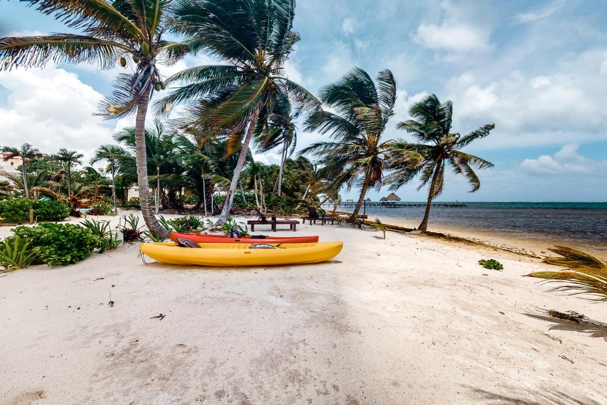 Blue Water Beach Villas San Pedro  Quarto foto