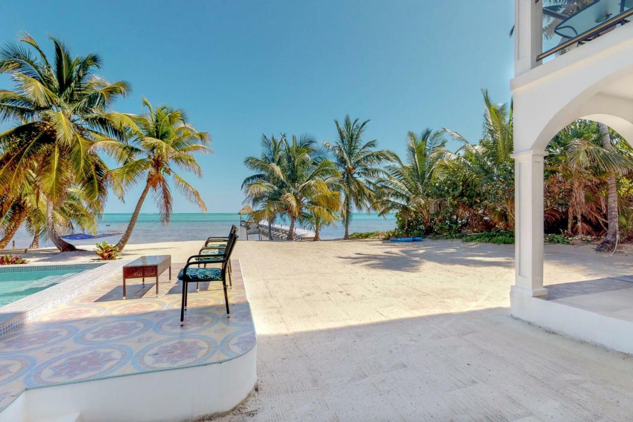 Blue Water Beach Villas San Pedro  Quarto foto